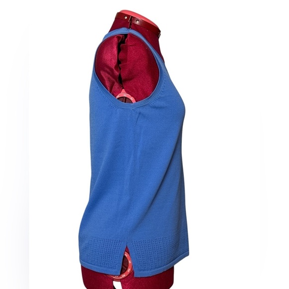 Cleo blue sleeveless knit v-neck layering sweater - Picture 3 of 11